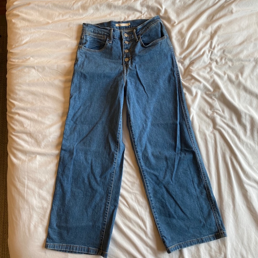 Levi’s Mile High Wide Leg Cropped Jeans